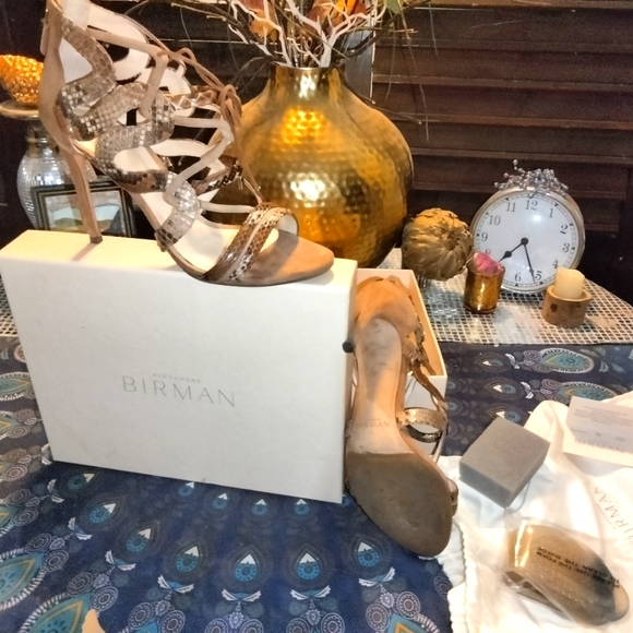 Authentic Alexander Birman Python Skin Heels - Picture 3 of 10